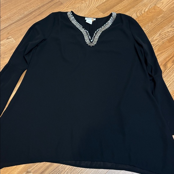 Vantarsi elegant black semi-sheer long bell sleeve blouse. Size XL. - Picture 12 of 17